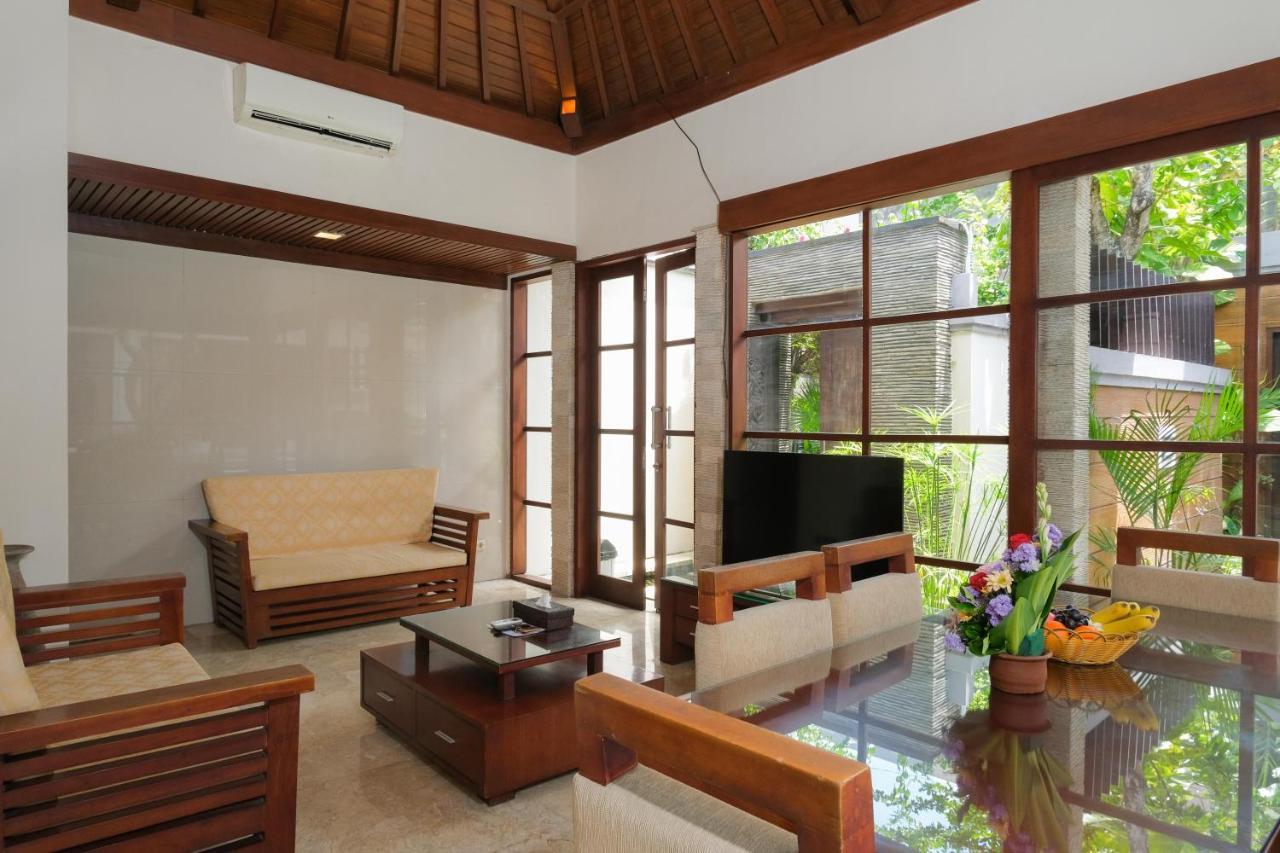 Bugan Villas Seminyak  Luaran gambar
